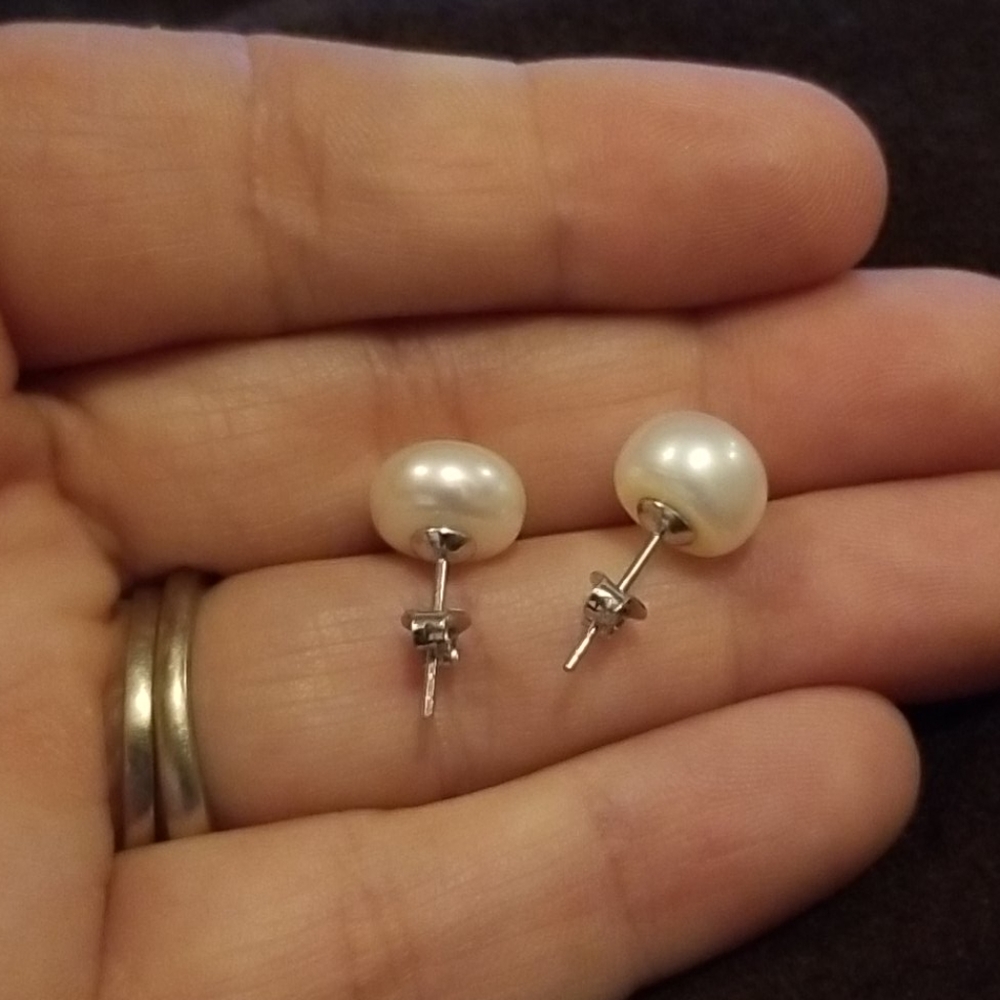 Earings - Picture 5 of 5